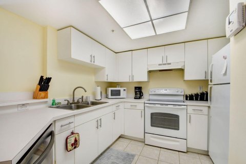Condominio en venta en Royal Palm Beach, Florida, 2 dormitorios, 103.31 m2 № 1100217 - foto 19