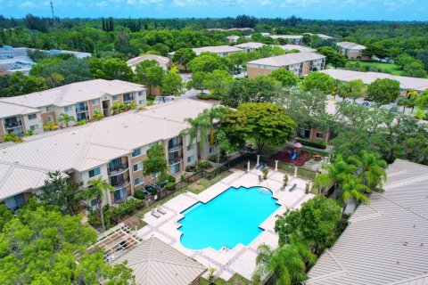 Copropriété à vendre à Royal Palm Beach, Floride: 2 chambres, 103.31 m2 № 1100217 - photo 2