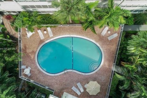 Condominio en venta en Fort Lauderdale, Florida, 1 dormitorio, 57.6 m2 № 1391956 - foto 25