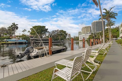 Condo in Fort Lauderdale, Florida, 1 bedroom  № 1391956 - photo 27