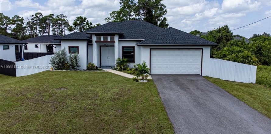 Casa en Lehigh Acres, Florida 3 dormitorios, 152.73 m2 № 1355473