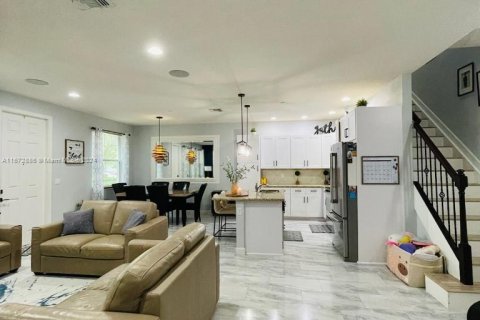 Adosado en venta en Cooper City, Florida, 3 dormitorios, 164.44 m2 № 1395079 - foto 7