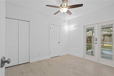 Casa en venta en Davenport, Florida, 4 dormitorios, 155.7 m2 № 1302568 - foto 19