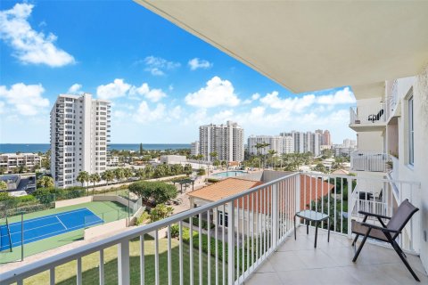 Condo in Fort Lauderdale, Florida, 1 bedroom  № 1011531 - photo 7