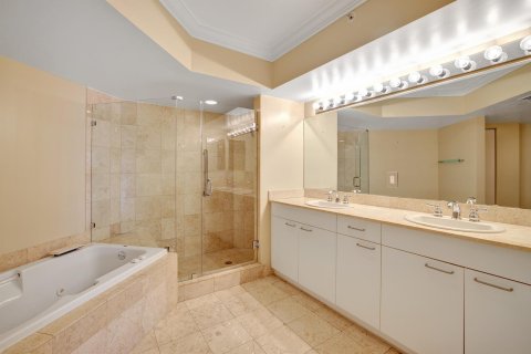 Condo in Aventura, Florida, 3 bedrooms  № 1011630 - photo 25