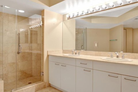 Condo in Aventura, Florida, 3 bedrooms  № 1011630 - photo 26