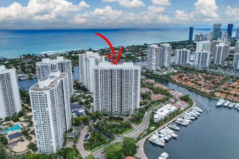 Condominio en venta en Aventura, Florida, 3 dormitorios, 173.26 m2 № 1011630 - foto 5