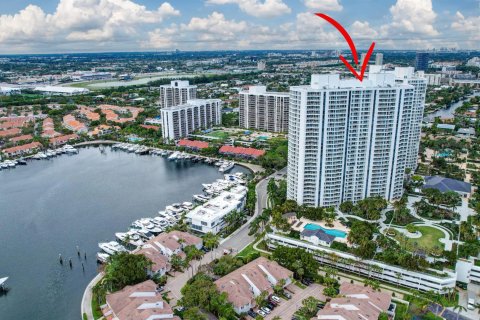 Condominio en venta en Aventura, Florida, 3 dormitorios, 173.26 m2 № 1011630 - foto 10