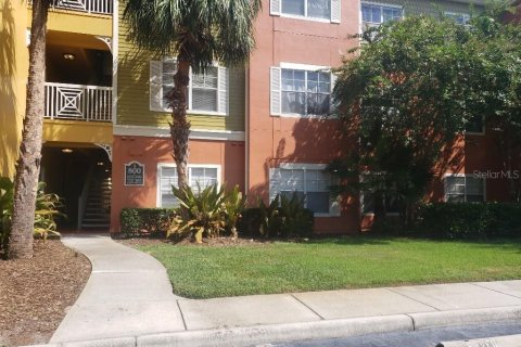 Condominio en alquiler en Tampa, Florida, 1 dormitorio, 71.72 m2 № 1385180 - foto 1