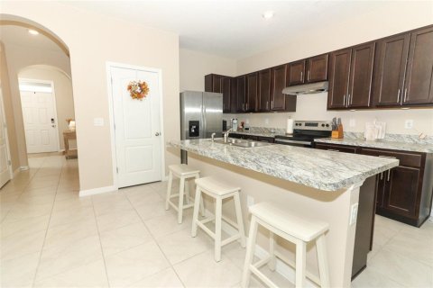 Townhouse in Davenport, Florida 3 bedrooms, 155.33 sq.m. № 1384754 - photo 6