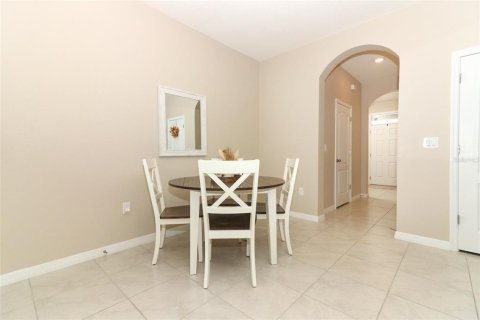 Townhouse in Davenport, Florida 3 bedrooms, 155.33 sq.m. № 1384754 - photo 4