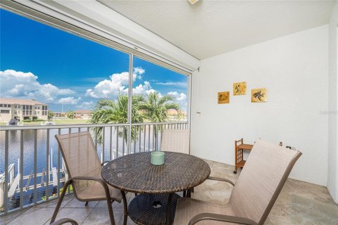 Copropriété à vendre à Punta Gorda, Floride: 2 chambres, 155.15 m2 № 1349400 - photo 6