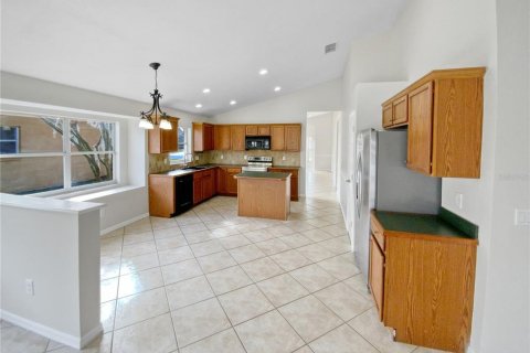 Villa ou maison à vendre à Orlando, Floride: 4 chambres, 176.42 m2 № 1008406 - photo 10