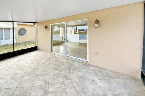Villa ou maison à vendre à Orlando, Floride: 4 chambres, 176.42 m2 № 1008406 - photo 5