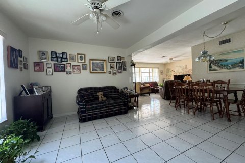 House in Fort Lauderdale, Florida 3 bedrooms, 146.51 sq.m. № 1099832 - photo 20