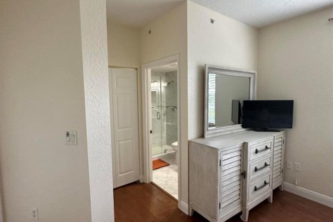 Condo in West Palm Beach, Florida, 3 bedrooms  № 842147 - photo 9