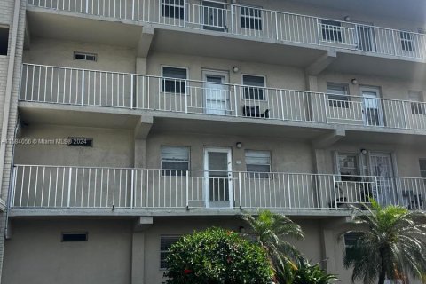 Condo in Boynton Beach, Florida, 1 bedroom  № 1176621 - photo 5