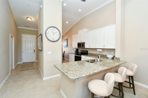 Condo in Bradenton, Florida, 2 bedrooms  № 248956 - photo 18