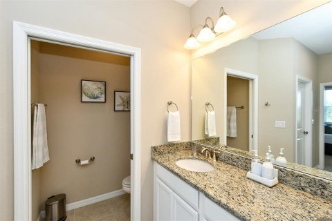 Condo in Bradenton, Florida, 2 bedrooms  № 248956 - photo 29