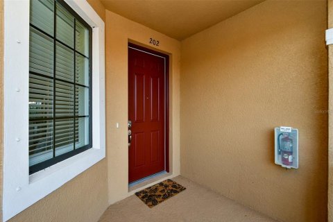 Condo in Bradenton, Florida, 2 bedrooms  № 248956 - photo 9