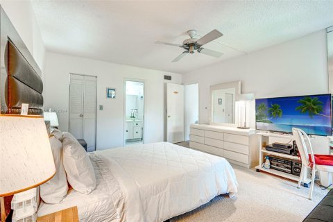 Condominio en venta en Lauderhill, Florida, 2 dormitorios, 99.41 m2 № 1127486 - foto 22
