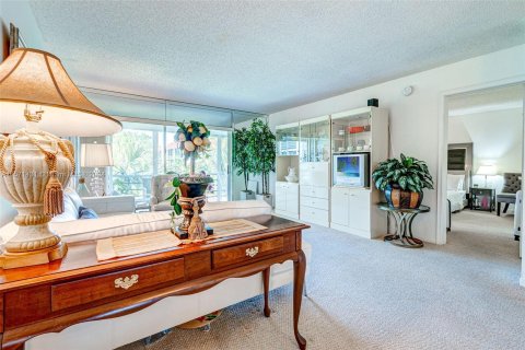 Condominio en venta en Lauderhill, Florida, 2 dormitorios, 99.41 m2 № 1127486 - foto 17