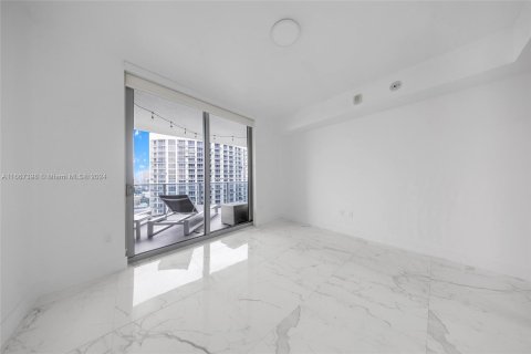 Condo in Miami, Florida, 3 bedrooms  № 1382033 - photo 28