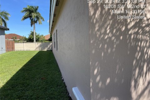 Townhouse in Miami, Florida 3 bedrooms, 122.17 sq.m. № 1381941 - photo 20