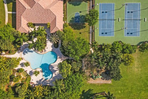 Villa ou maison à vendre à Lake Worth, Floride: 5 chambres, 344.95 m2 № 1118626 - photo 1