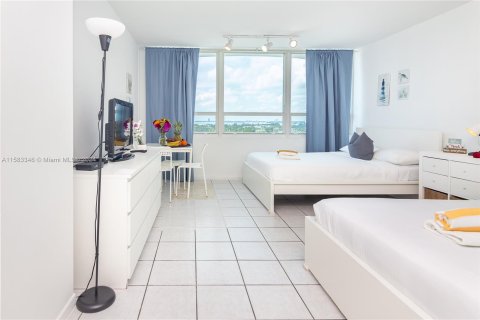 Copropriété à vendre à Miami Beach, Floride: 37.16 m2 № 1173296 - photo 2