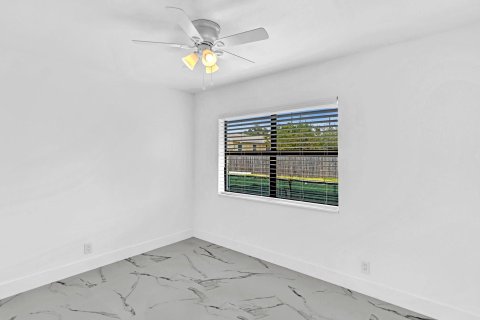 Casa en venta en West Park, Florida, 5 dormitorios, 140.28 m2 № 1097628 - foto 6