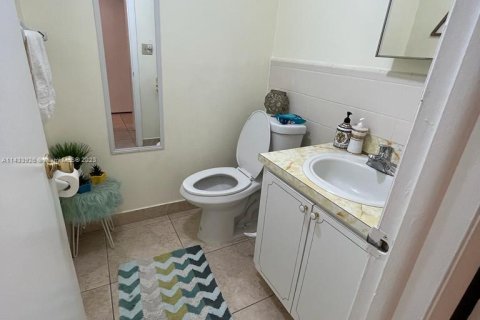 Condominio en venta en Coral Springs, Florida, 2 dormitorios, 102.19 m2 № 666210 - foto 13