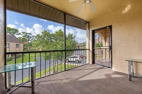 Copropriété à vendre à Greenacres, Floride: 2 chambres, 85.84 m2 № 1410945 - photo 2