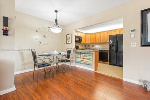 Copropriété à vendre à Greenacres, Floride: 2 chambres, 85.84 m2 № 1410945 - photo 5