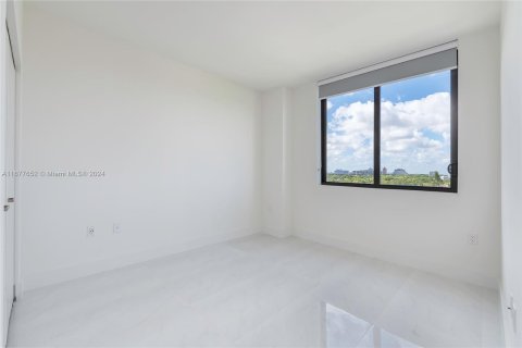 Condominio en venta en Coral Gables, Florida, 3 dormitorios, 102.84 m2 № 1403146 - foto 17