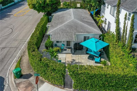 Immobilier commercial à vendre à Miami, Floride: 120.77 m2 № 1383579 - photo 4