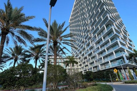 Condominio en venta en Sunrise, Florida, 2 dormitorios, 95.32 m2 № 1234537 - foto 3