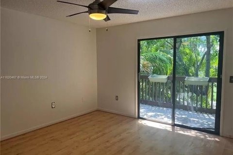 Adosado en venta en Hollywood, Florida, 2 dormitorios, 106.84 m2 № 1269374 - foto 12