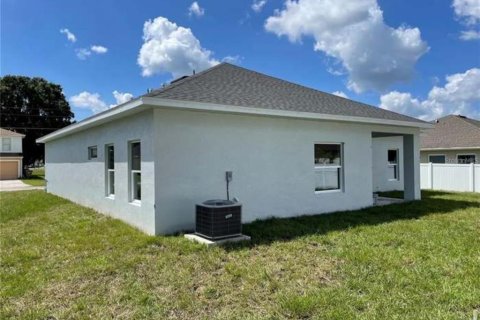 House in Kissimmee, Florida 3 bedrooms, 156.45 sq.m. № 1382746 - photo 6