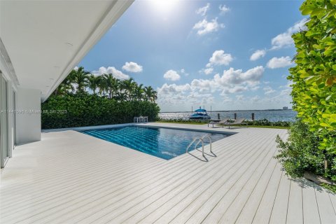 Villa ou maison à vendre à Miami Beach, Floride: 4 chambres, 336.77 m2 № 707854 - photo 29