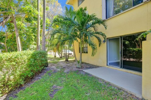 Condominio en venta en Coral Springs, Florida, 2 dormitorios, 78.04 m2 № 1135384 - foto 15