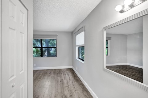 Condominio en venta en Coral Springs, Florida, 2 dormitorios, 78.04 m2 № 1135384 - foto 22