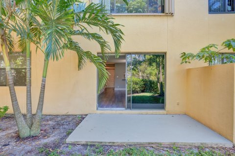 Condominio en venta en Coral Springs, Florida, 2 dormitorios, 78.04 m2 № 1135384 - foto 23