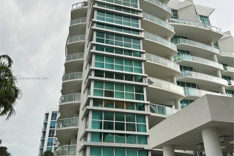 Condo in Aventura, Florida, 3 bedrooms  № 1331082 - photo 2