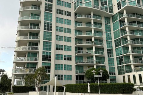 Condo in Aventura, Florida, 3 bedrooms  № 1331082 - photo 1