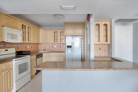 Copropriété à vendre à Hollywood, Floride: 2 chambres, 135.54 m2 № 1345454 - photo 10