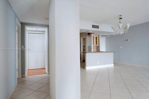 Copropriété à vendre à Hollywood, Floride: 2 chambres, 135.54 m2 № 1345454 - photo 15