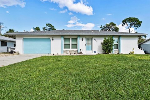 Casa en venta en Port Charlotte, Florida, 2 dormitorios, 86.4 m2 № 1378488 - foto 1