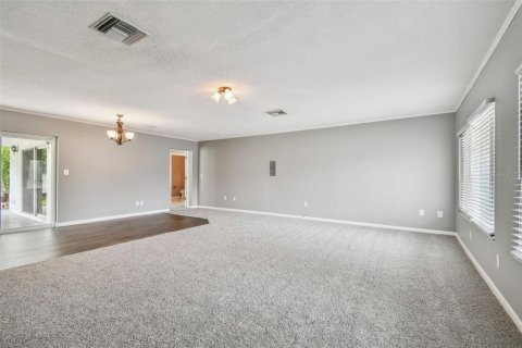 Casa en venta en Seminole, Florida, 4 dormitorios, 180.14 m2 № 1378492 - foto 6