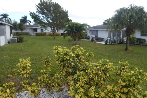 Casa en venta en West Palm Beach, Florida, 1 dormitorio, 61.41 m2 № 1007633 - foto 4